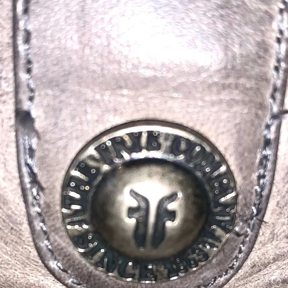 Frye #77908 Melissa Button Leather Antique Washed Women's Biker Boots Size 7 - Picture 8 of 10